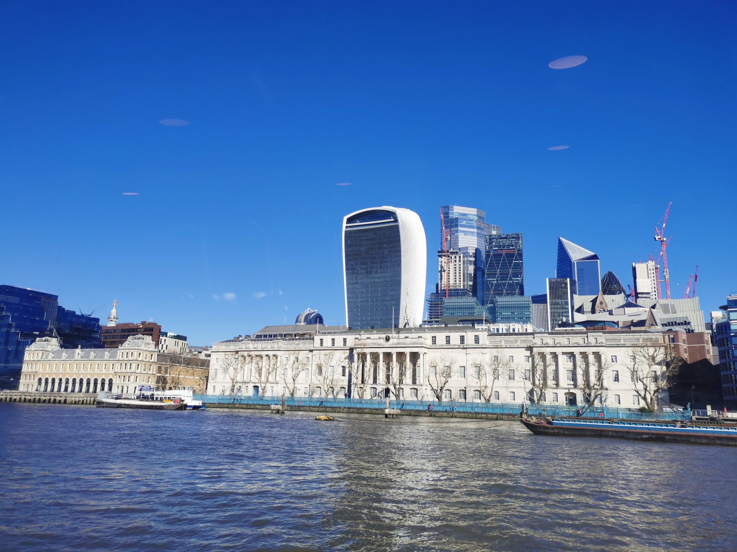 Office Cleaning in Fenchurch Street Office Cleaning in Fenchurch Street